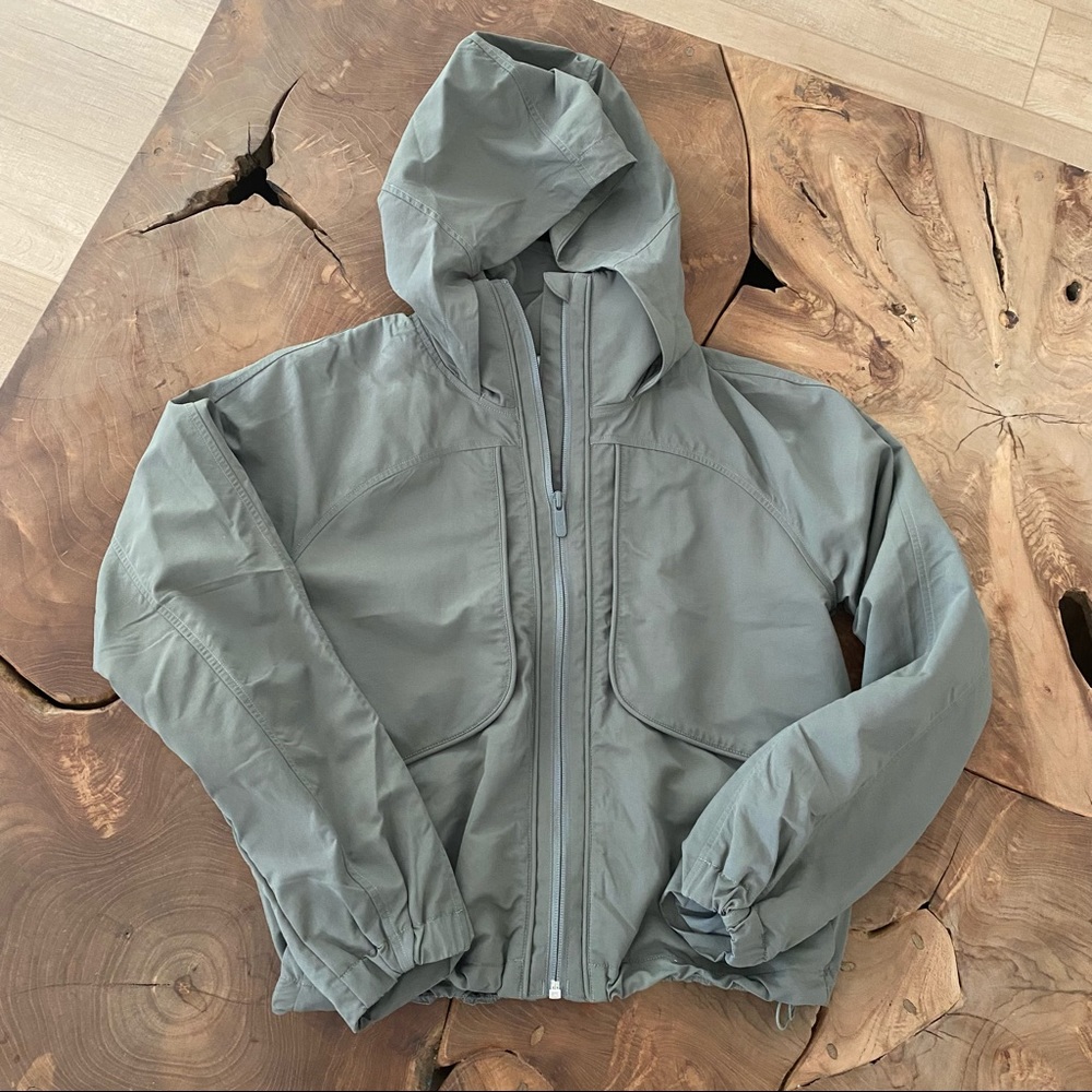 NWOT lululemon always effortless jacket